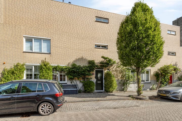 Zonhovenstraat 26 in Amsterdam foto