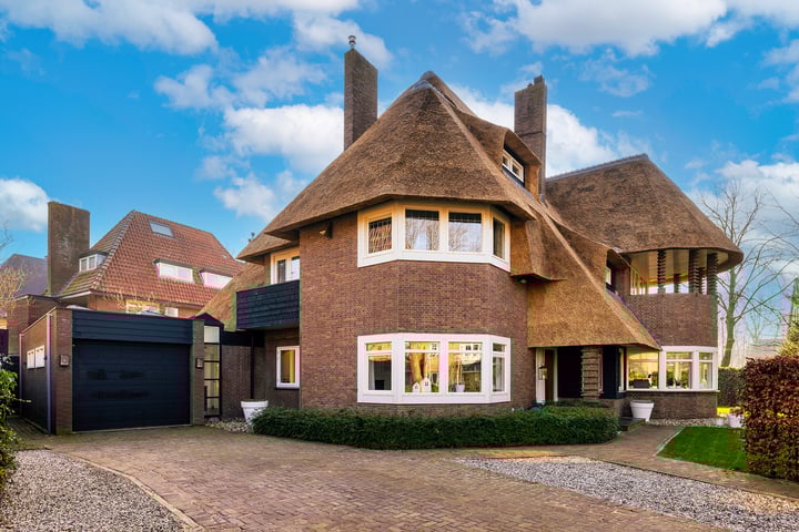 Zonnebloemlaan 33 in Aerdenhout foto