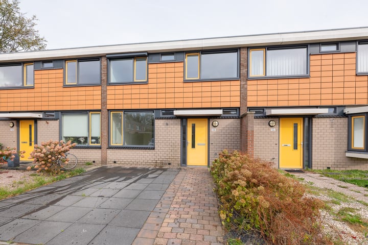 Zonnebloemstraat 108 in Barneveld foto