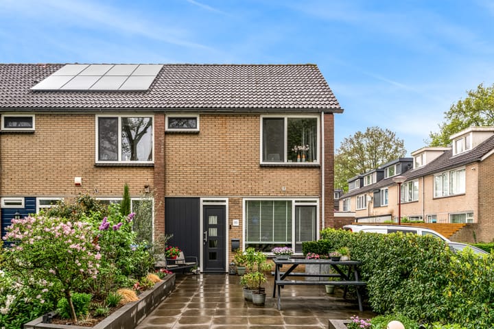 Zonnebloemstraat 35 in Nieuwegein foto
