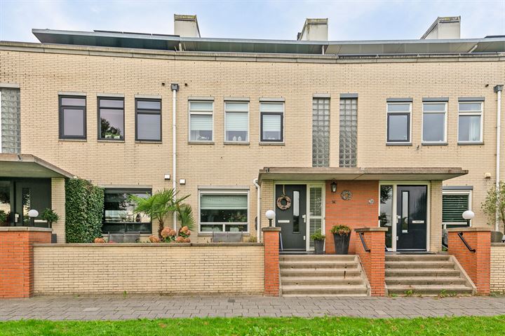 Zonnehof 56 in Waddinxveen foto