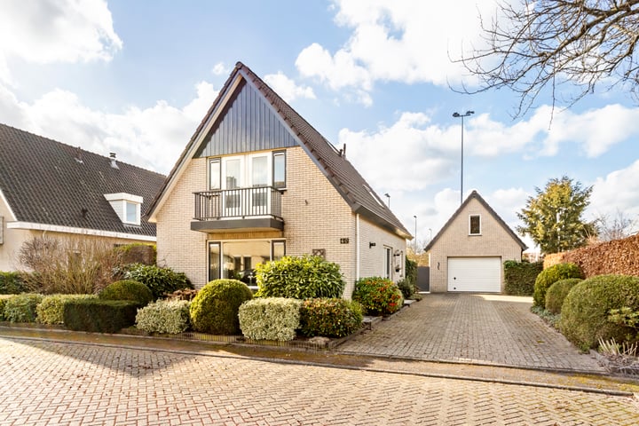 Zonzijde 40 in De Meern foto