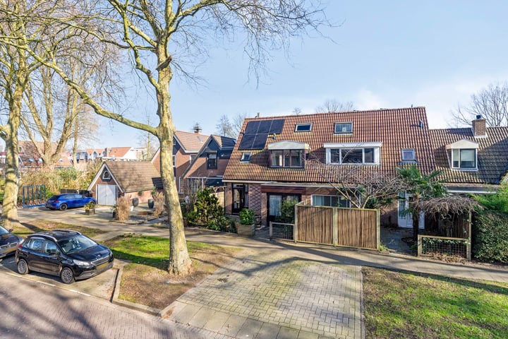 Zoomwijcklaan 31 in Oud-Beijerland foto
