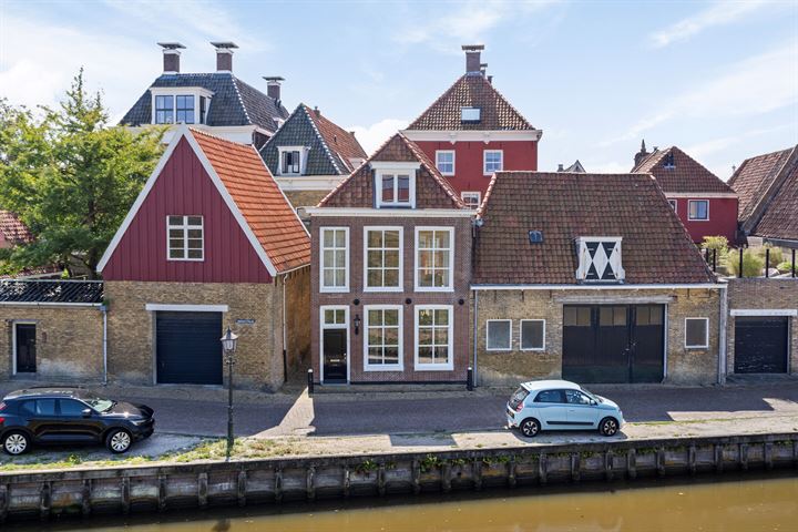 Zoutsloot 10 in Harlingen foto
