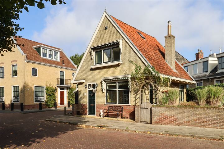 Zoutsloot 115 in Harlingen foto