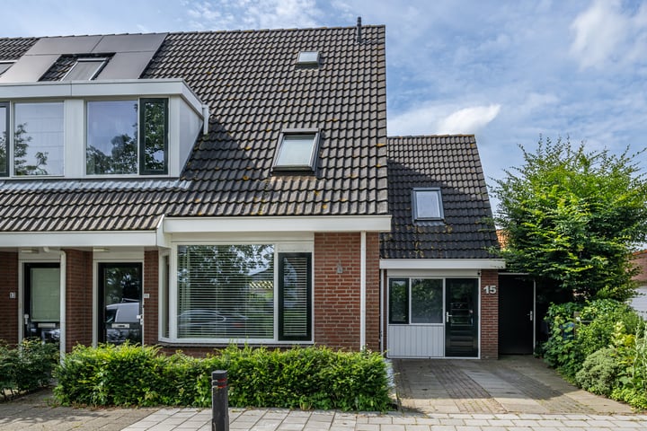 Zuid Spuidijk 15 in Dirksland foto