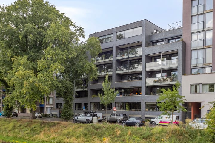 Zuid Willemsvaart 122E in 's-Hertogenbosch