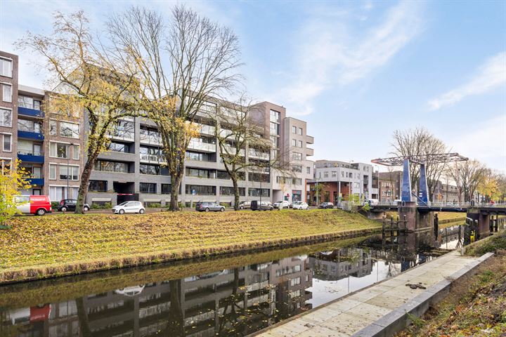 Zuid Willemsvaart 124F in 's-Hertogenbosch foto