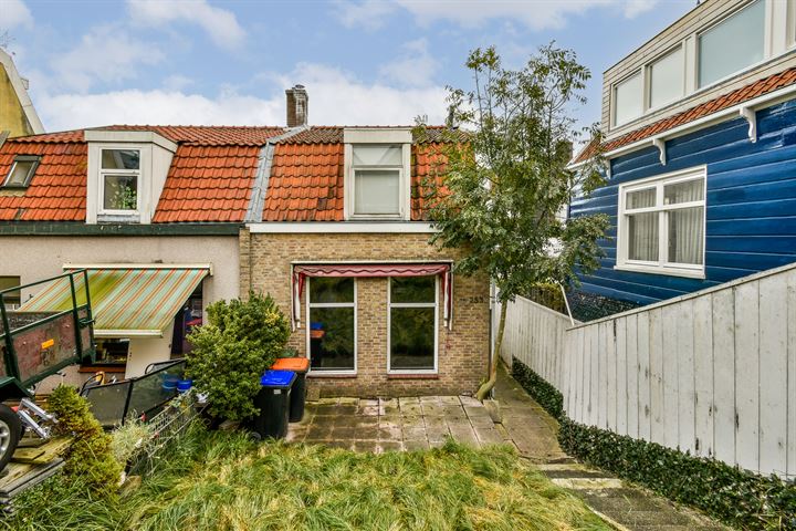 Zuiddijk 253 in Zaandam foto