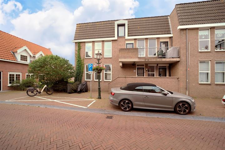 Zuiddijk 6 in Maassluis foto