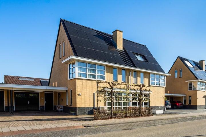 Zuiddreef 64 in Hoogeveen