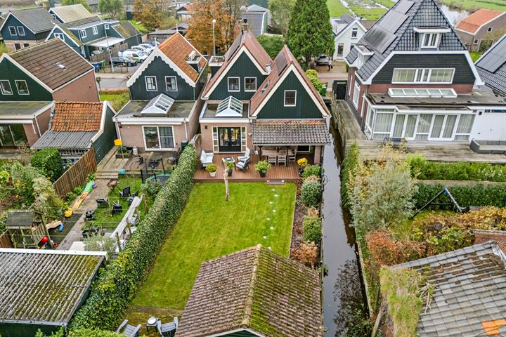 Zuideinde 199 in Oostzaan foto