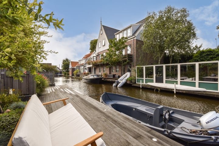 Zuideinde 53E in Westzaan foto