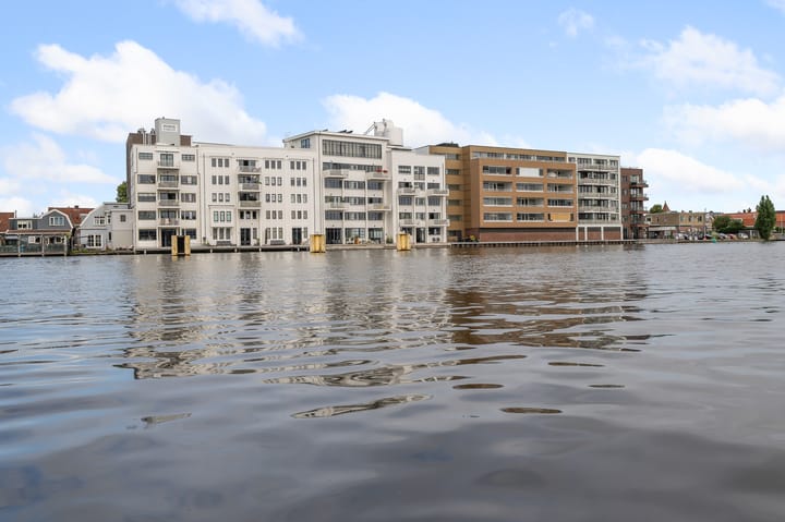 Zuideinde 82B in Koog aan de Zaan foto
