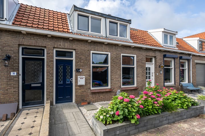Zuidelijke Achterweg 12 in Sommelsdijk