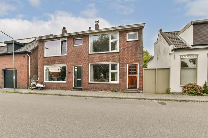 Zuidendijk 73 in Dordrecht foto