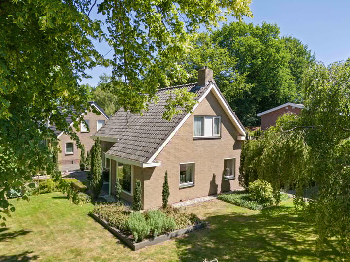 Zuidenveldstraat 5 in Sleen foto