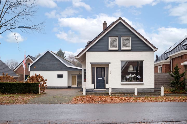 Zuiderdiep 3 in 2e Exloërmond foto