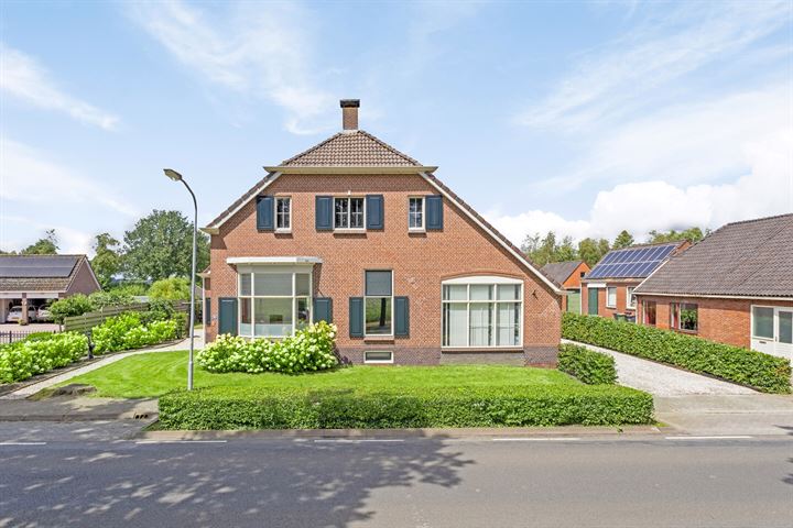 Zuiderdiep 59 in 2e Exloërmond foto