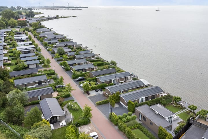 Zuiderdijk 1b-001 in Bovenkarspel foto