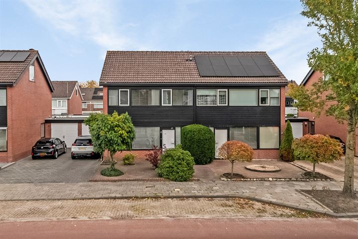 Zuiderdwarsvaart 41 in Drachten foto