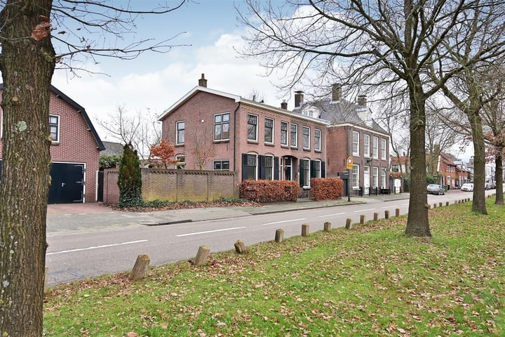 Zuidereinde 26 in 's-Graveland foto
