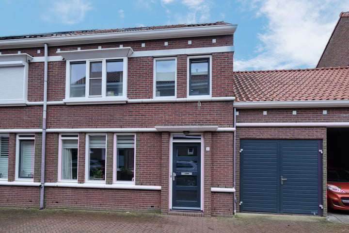 Zuiderhout 4 in Ede foto