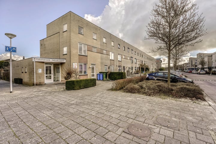 Zuiderkeerkring 209A in Alphen aan den Rijn