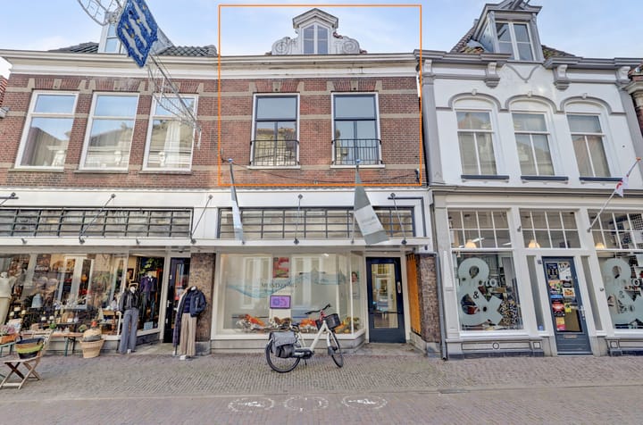 Zuiderkerksteeg 12b in Enkhuizen foto