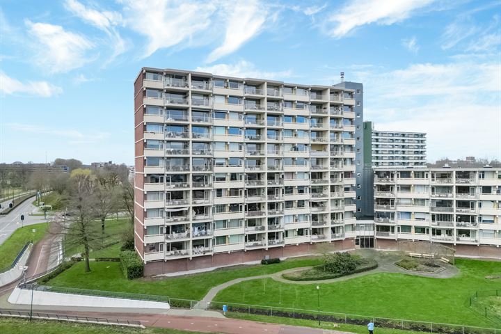 Zuiderkruis 332 in Veenendaal foto