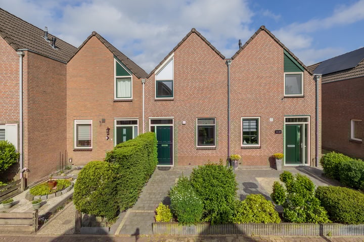 Zuiderkruis 37 in Lisse