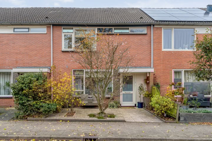 Zuiderkruis 77 in Hoogeveen foto