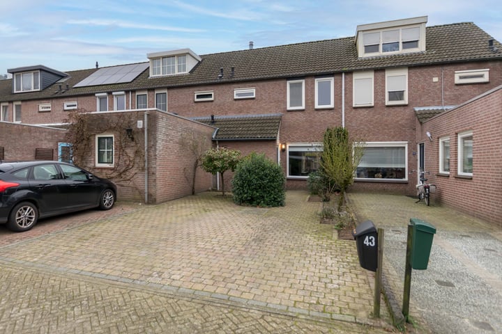 Zuiderkruislaan 43 in Son en Breugel foto