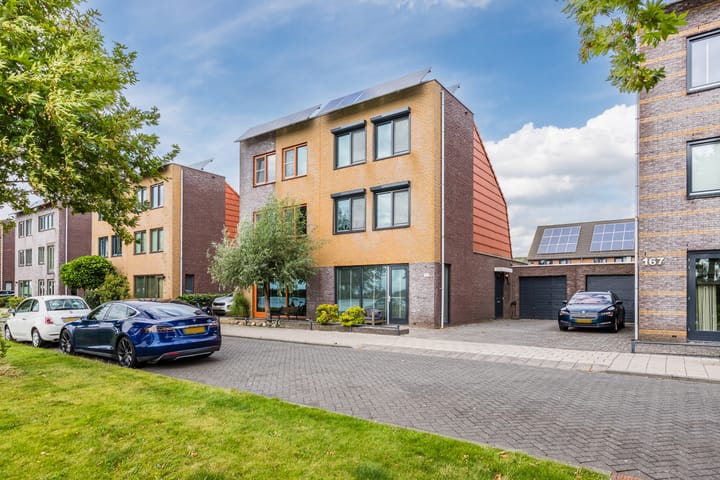 Zuiderlicht 165 in Heerhugowaard foto