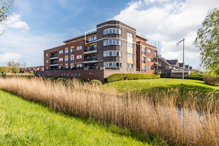 Zuidersloot 42 in Broek op Langedijk foto