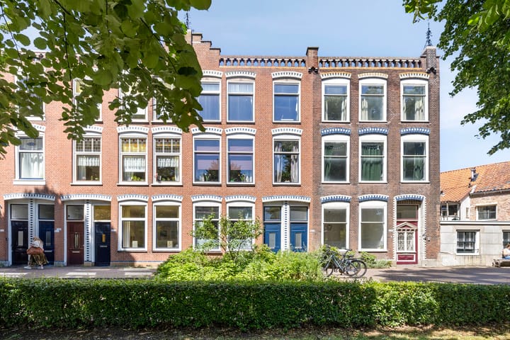 Zuiderstraat 328 in Delft foto