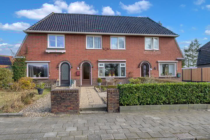 Zuiderveen 14 in Winschoten foto