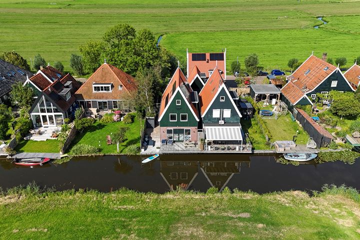 Zuiderwouder Dorpsstraat 60 in Zuiderwoude foto
