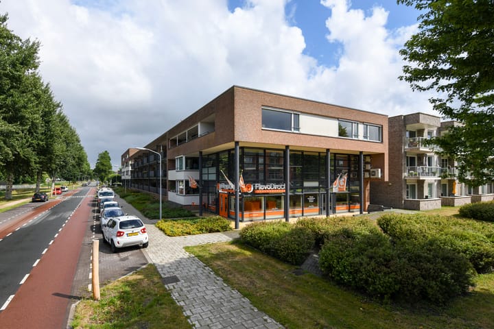 Zuiderzeeweg 83 in Zeewolde foto