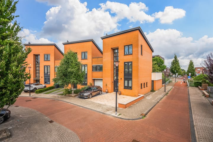 Zuidlaardermeer 20 in Barendrecht foto