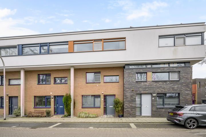 Zuidpoldersingel 54 in Delfgauw foto