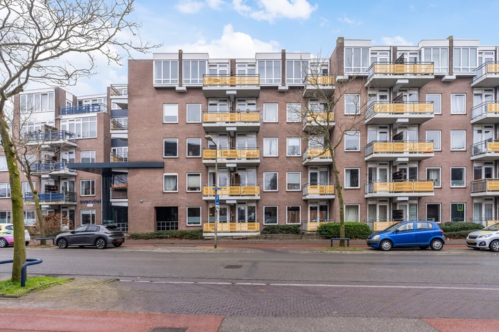 Zuidvliet 422 in Leeuwarden foto
