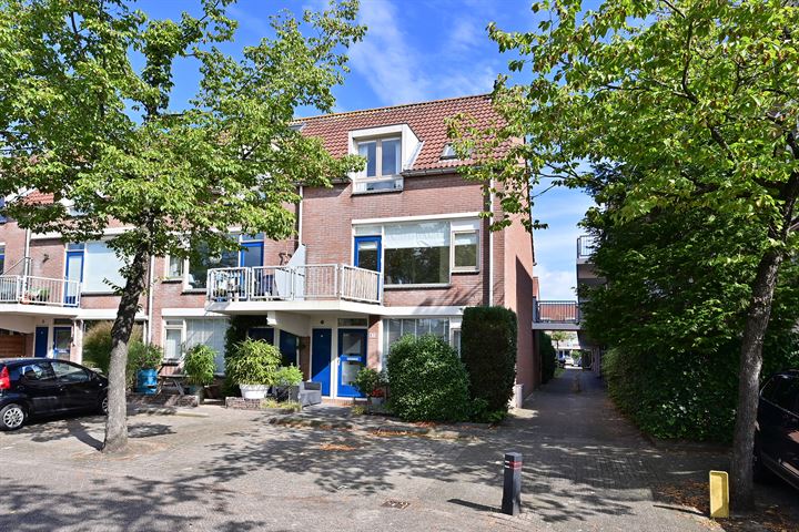Zuidwal 65 in Huizen foto