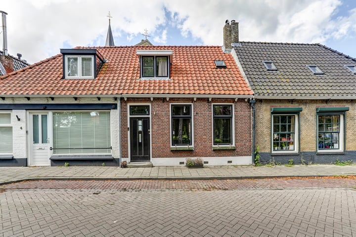 Zuidweg 2 in Zonnemaire foto