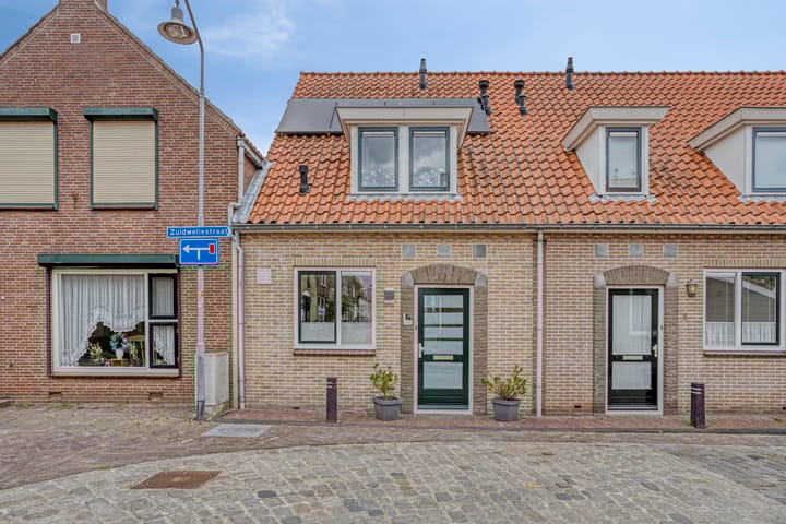 Zuidwellestraat 1 in Zierikzee