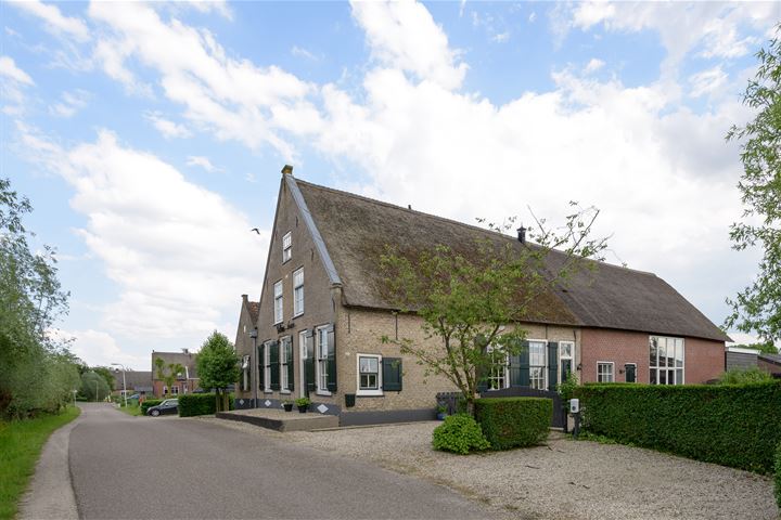 Zuidzijde 123a in Goudriaan foto