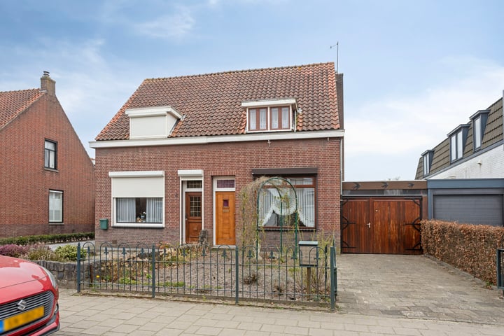 Zundertseweg 6 in Roosendaal foto