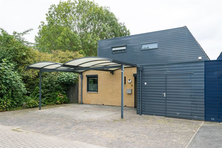 Zuringveld 21 in Doetinchem foto