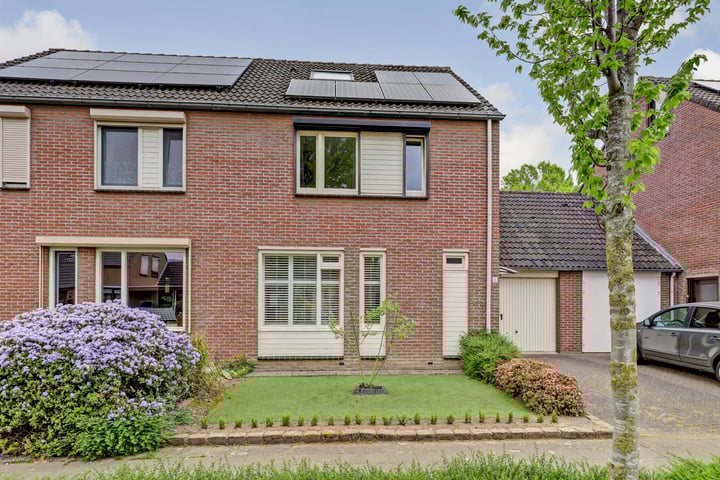 Foto van woning Zuster Irmbertastraat 6, Helden