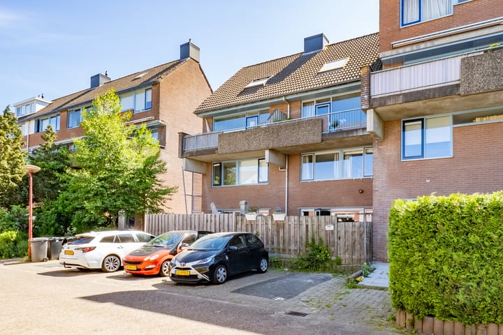 Zwaardenburg 107 in Nieuwegein foto